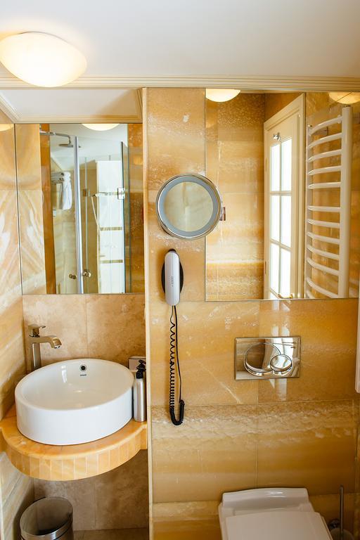 Ministerium Hotel Odessa Zewnętrze zdjęcie