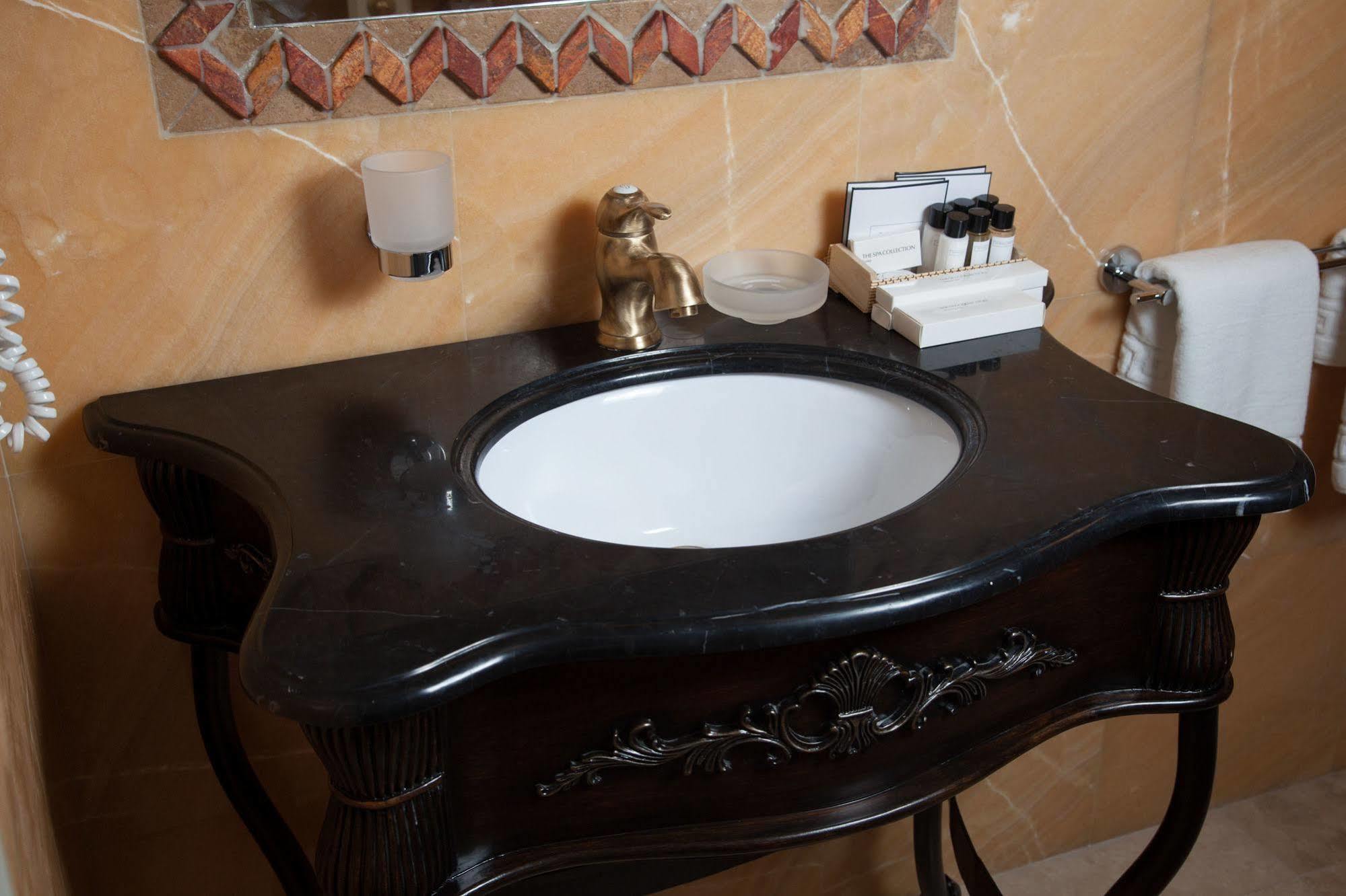 Ministerium Hotel Odessa Zewnętrze zdjęcie