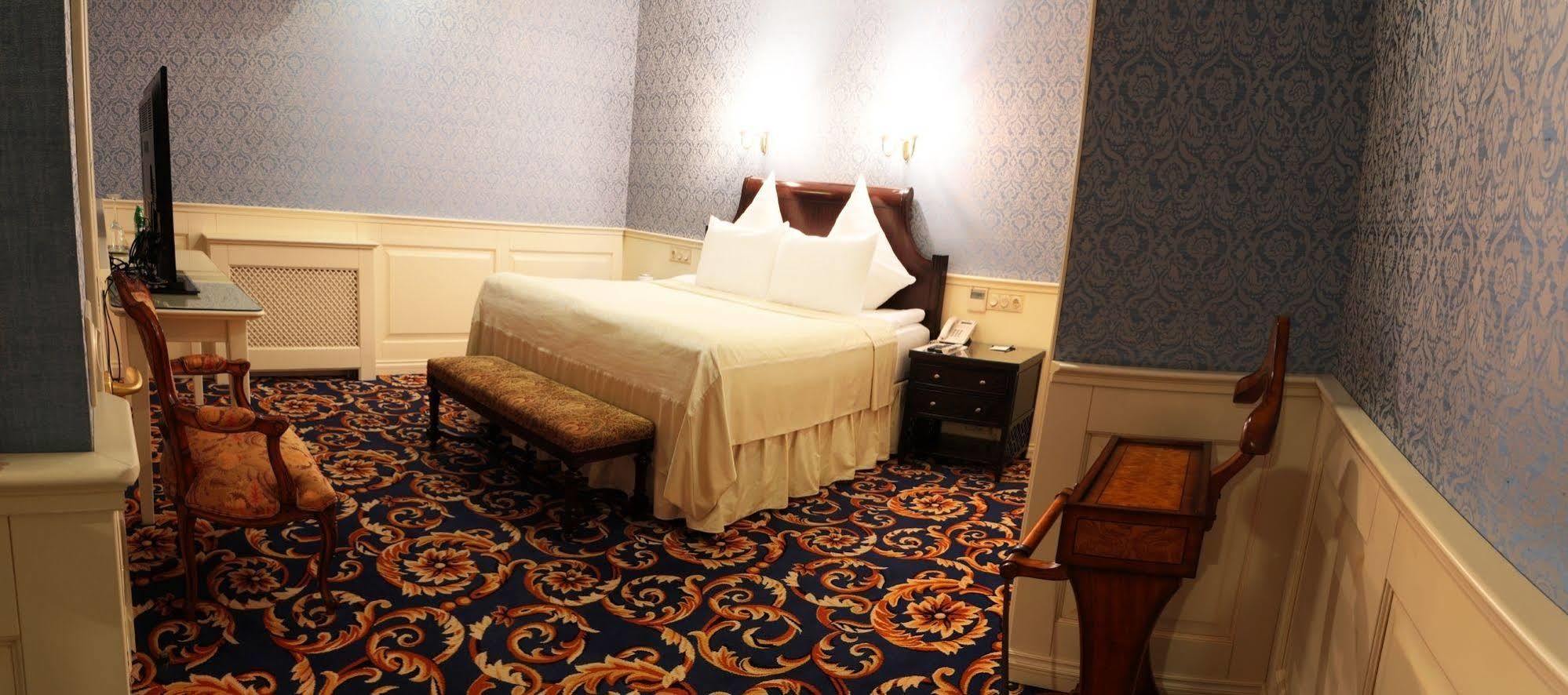 Ministerium Hotel Odessa Zewnętrze zdjęcie